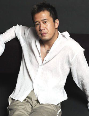 <b>杨坤</b>