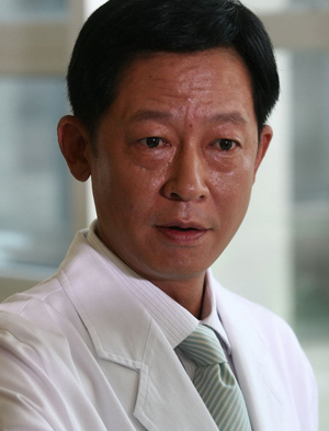 王志文