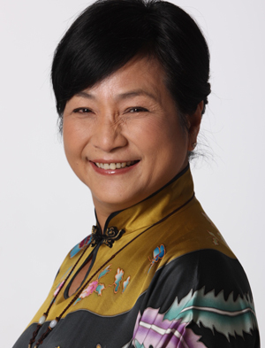 <b>郑佩佩</b>